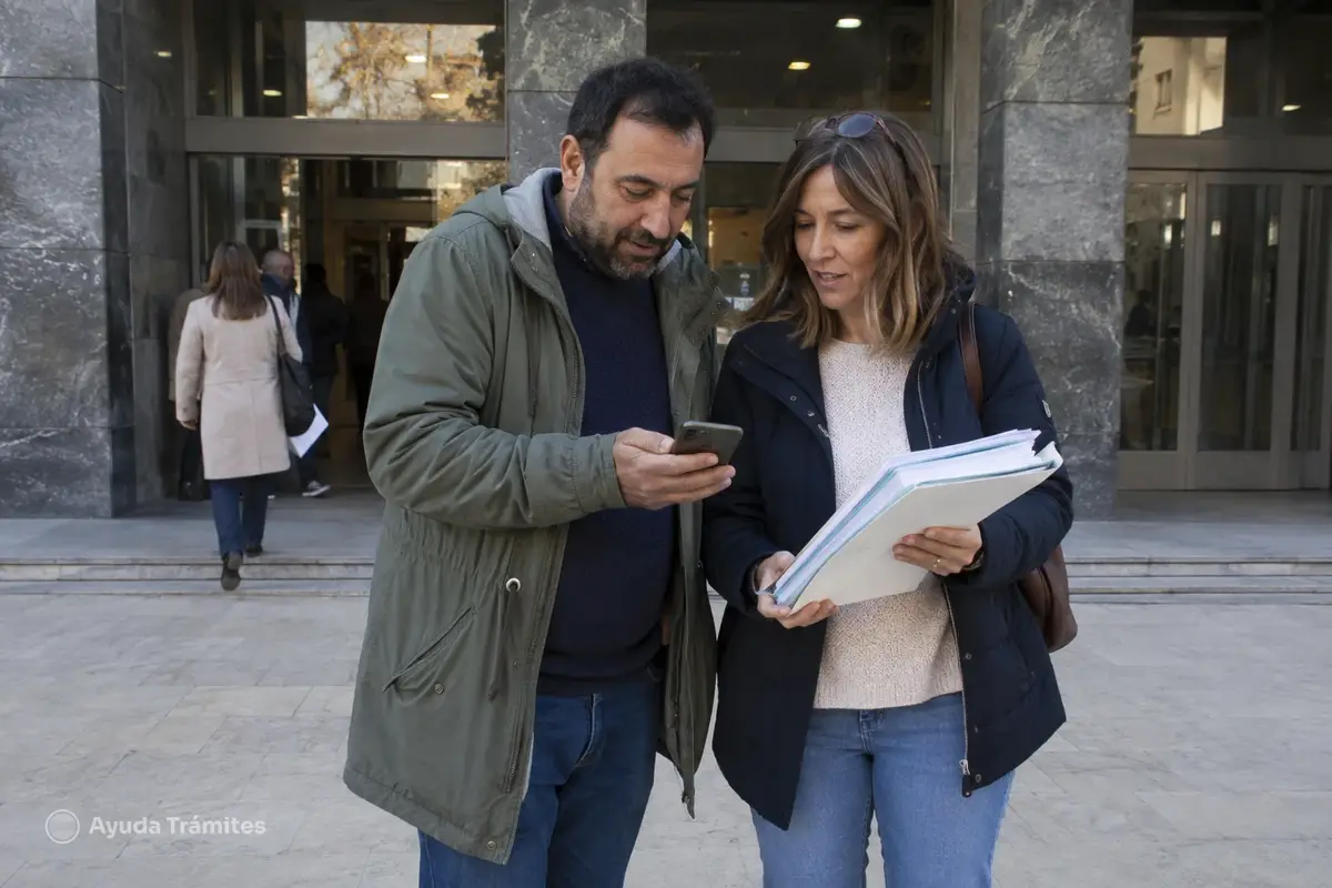 Official contact channels help manage SEPE appointments and unemployment benefit enquiries | Ayuda Trámites