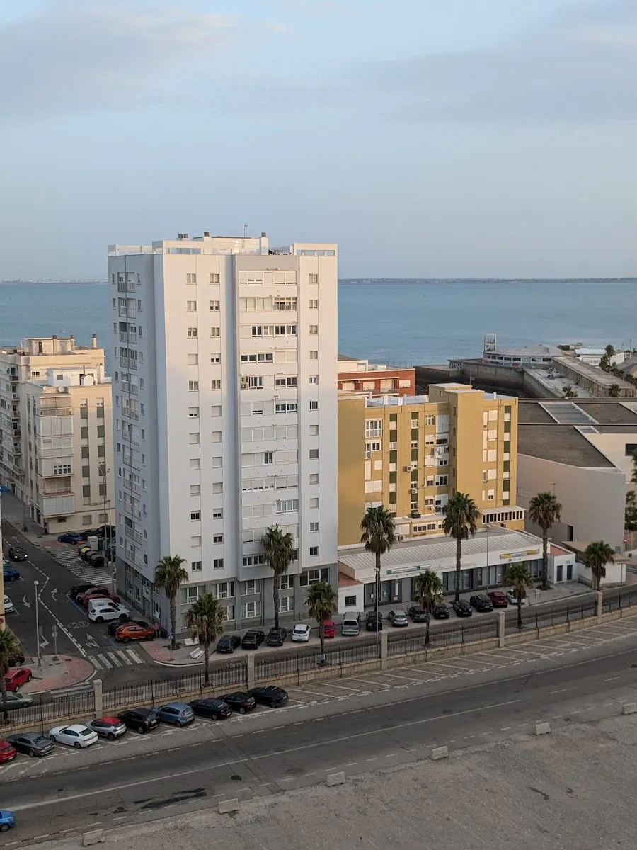 Foto de la oficina del SEPE en Cadiz, Cádiz