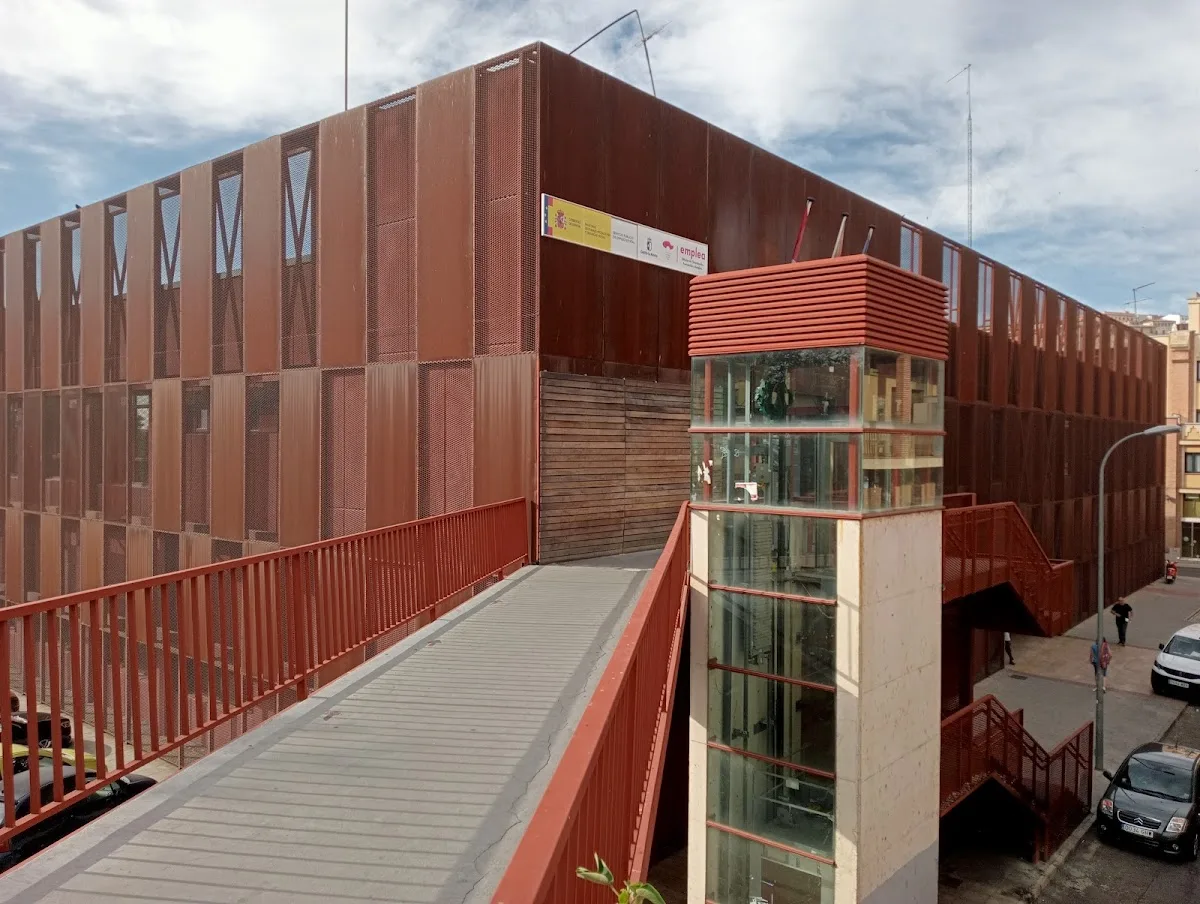 Photo of the SEPE office in Toledo, Toledo