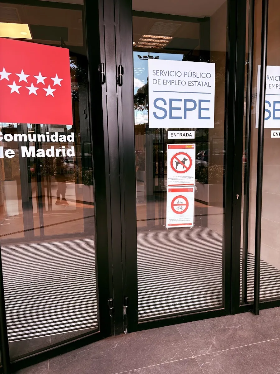 Foto de la oficina del SEPE en Madrid, Madrid