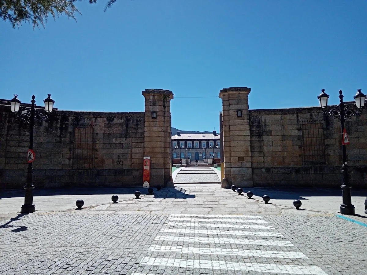 Photo of the SEPE office in Piedrahita, Ávila