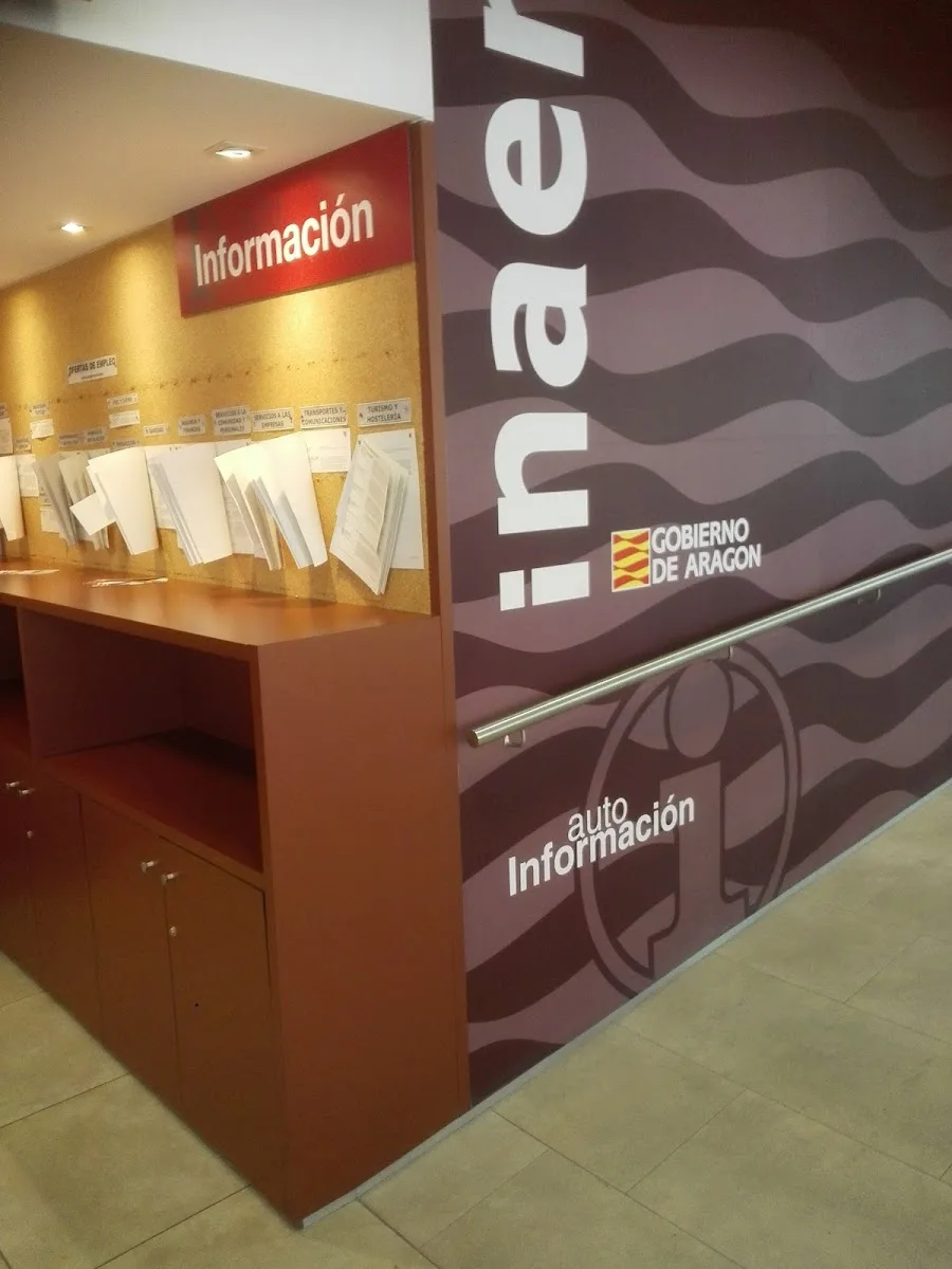 Foto de la oficina del SEPE en Zaragoza, Zaragoza