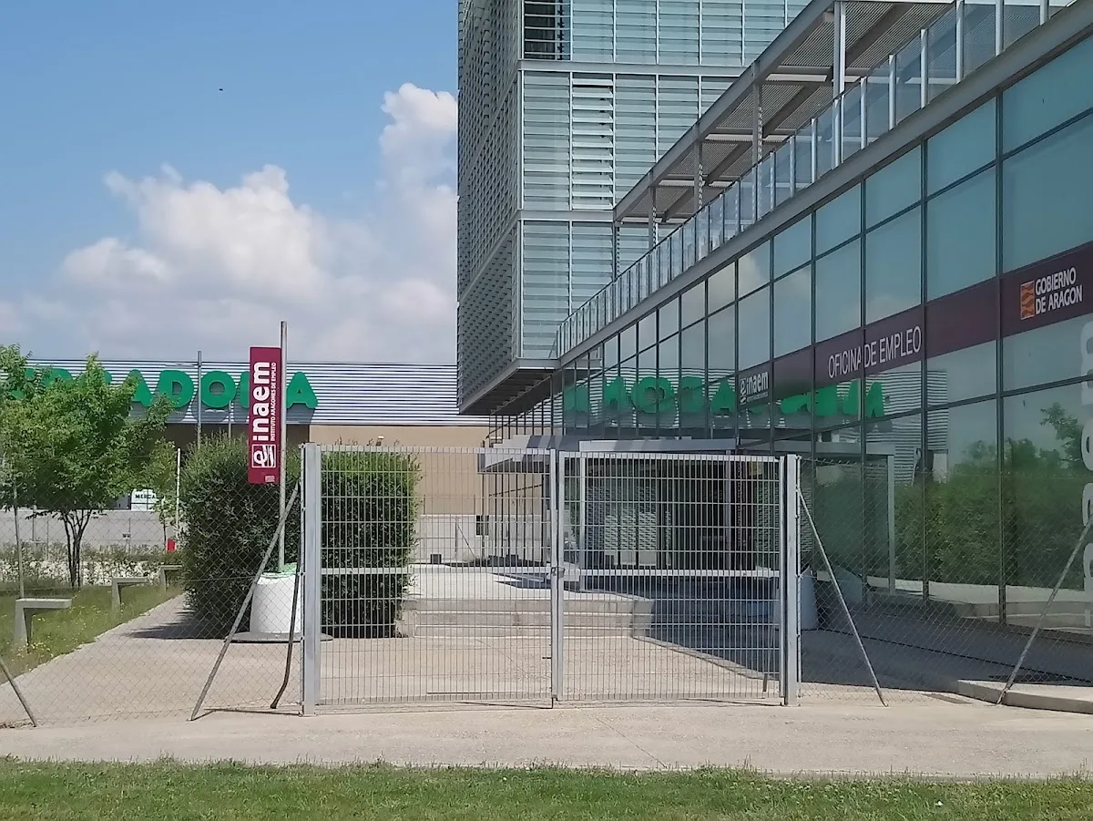 Foto de la oficina del SEPE en Zaragoza, Zaragoza